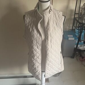 41 Hawthorn Off-White Quilted Vest